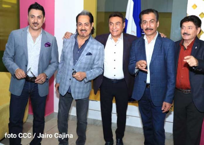 Arriba a Nicaragua la banda mexicana Los Tigres del Norte