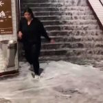 Torrenciales lluvias dejan «hasta el cuello» de agua las calles de París Torrenciales lluvias dejan "hasta el cuello" de agua las calles de París