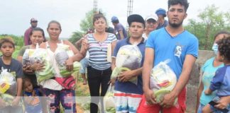 Paquetes solidarios para familias de pescadores en Nagarote, León
