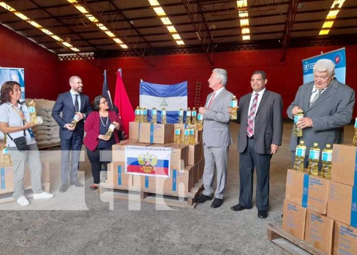 Rusia dona aceite para profundizar la merienda escolar en Nicaragua