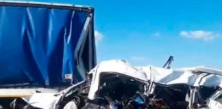 Choque mortal entre minibús y dos camiones jena 16 muertos en Rusia