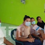 Ferias del MINSA llevan atención oportuna a pobladores de Managua Feria de salud en el barrio Jorge Cassaly, Managua