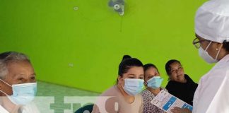 Feria de salud en el barrio Jorge Cassaly, Managua