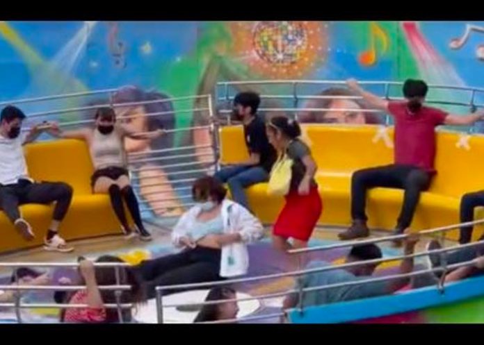 A la mujer ya la llaman 