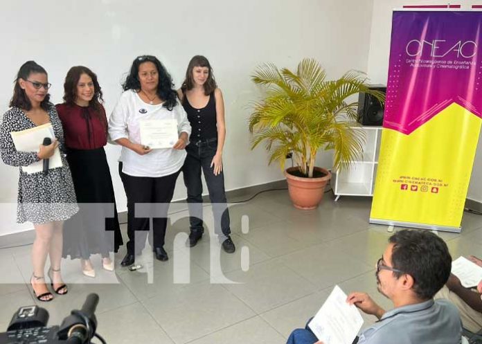 taller-fotografia-3 Cierre de taller de fotografía con la Cinemateca Nacional en Nicaragua