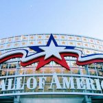 Tiroteo desata el pánico en el centro comercial más grande de Estados Unidos