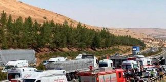 Sangriento choque en una carretera de Turquía deja 16 muertos y 21 heridos