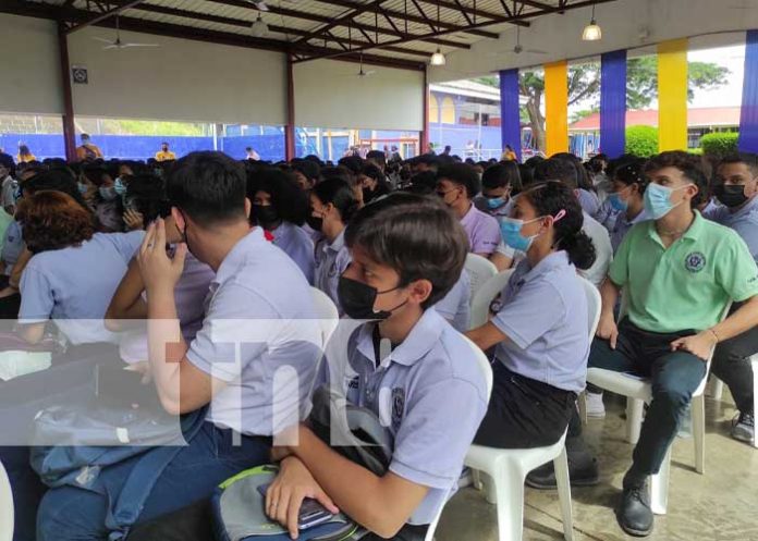 unicit-open-1 Open Door UNICIT 2022 con estudiantes