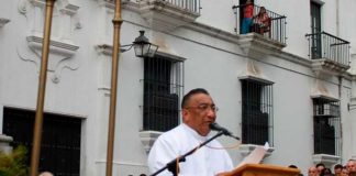 Meten tras los barrotes a sacerdote de Venezuela por violar a una menor