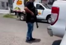 A sangre fría acribillan a hombre frente a esposa e hijos en México (Video) ¡Brutal! Acribillan a hombre frente a esposa e hijos en México (Video)