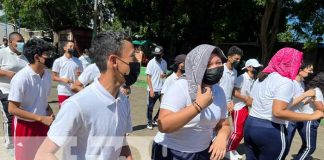 Realizan zumbatón en un colegio de Managua