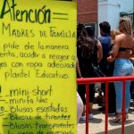 Escuela prohíbe la entrada a mamás que vistan demasiado «sexys» Escuela prohíbe la entrada a mamás que vistan demasiado "sexys"