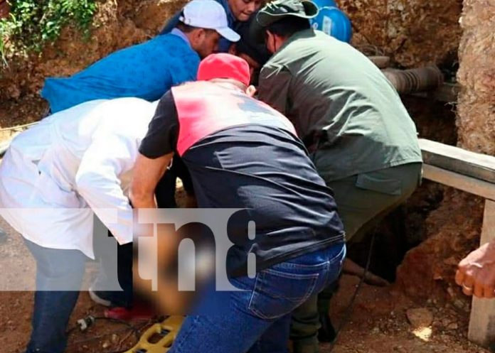 1 Muere hombre al quedar soterrado en una mina en Rosita