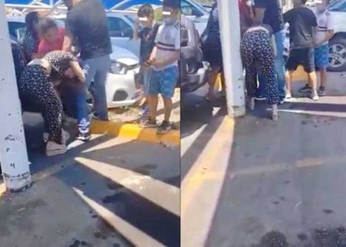 ¡Que pena! Mujer se 