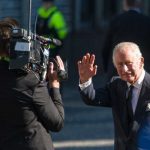 Gran cantidad de empleados despedidos tras el ascenso de Carlos III a la corona