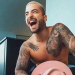 Maluma será sometido a cirugía por lesión en su rodilla Maluma será sometido a cirugía por lesión en su rodilla