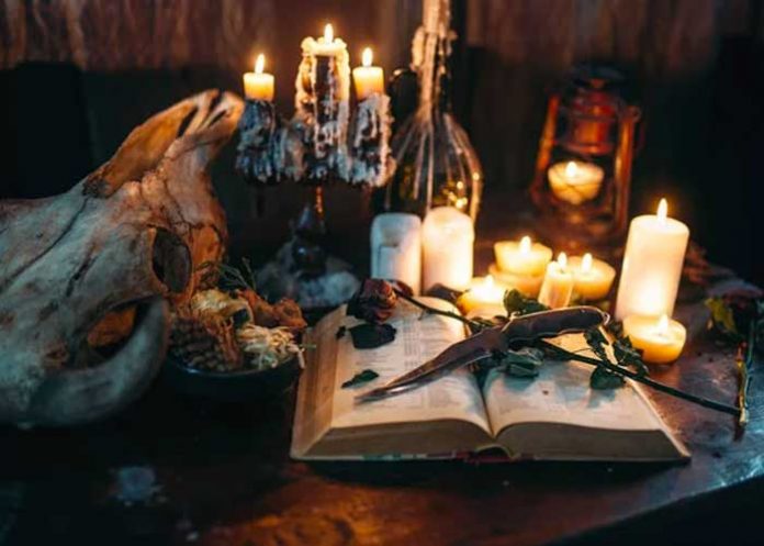 ¡Cuidado! Ladrones amenazan a pareja con practicarles brujería