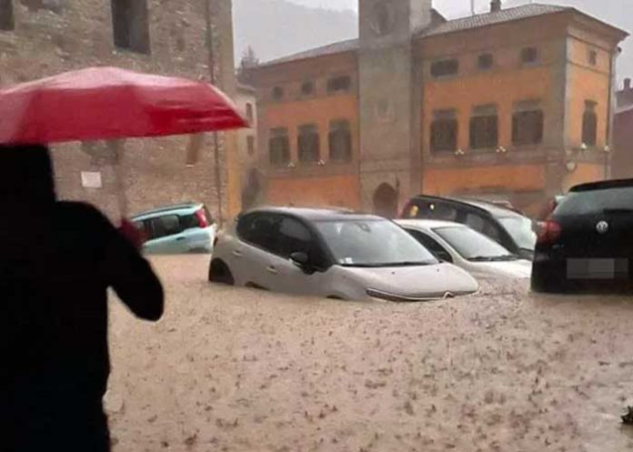 Al menos 11 muertos deja las torrenciales lluvias en Italia