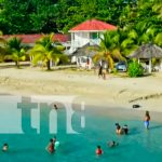 Corn Island trabaja en la reducción del plástico