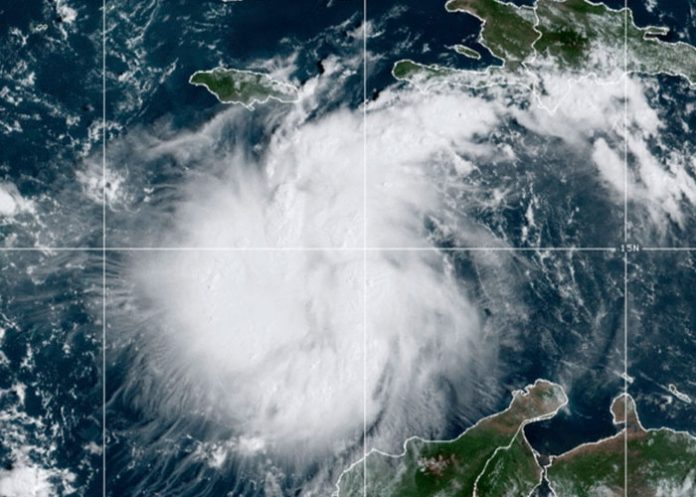 Tormenta tropical Ian se convierte en un huracán mientras avanza a Cuba