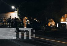 Vehículo se incendia sobre la Carretera San Marcos-Las Esquinas