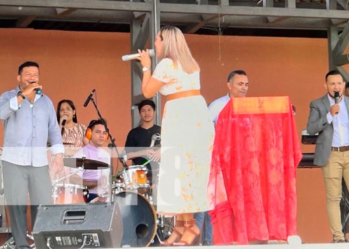 Jalapa celebra el 453 aniversario de la traducción de la Biblia