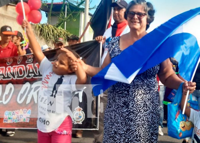 Militancia de Granada realiza caminata ¡Patria Bendita y Soberana!