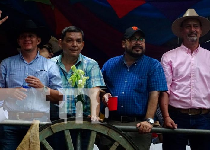 ¡Todo un éxito la hípica de Masaya!