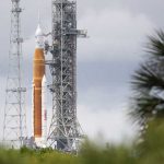 Por el huracán Ian, NASA suspende lanzamiento de cohete a la Luna Por el huracán Ian, NASA suspende lanzamiento de cohete a la Luna