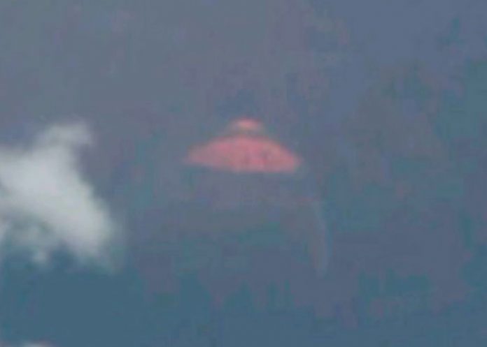 ¡Nos invaden! Ciudadanos de Texas difunden video y foto de Ovni