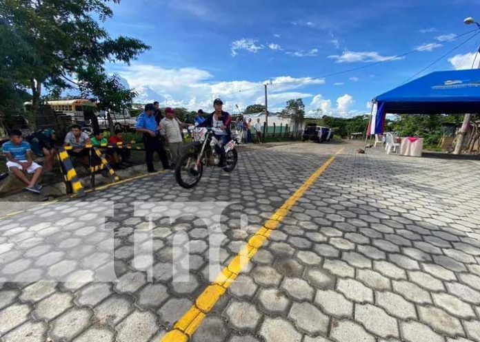 Inauguran 200 metros lineales de adoquinado en comunidad de Jinotega