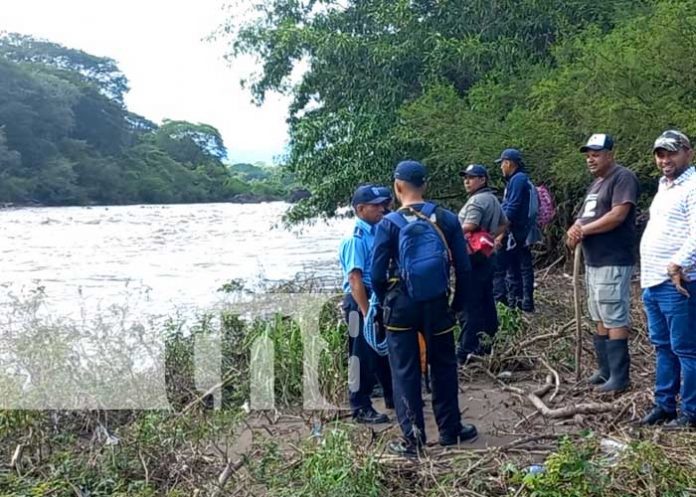 Realizan búsqueda de hombre que fue arrastrado por el Río Grande de Matagalpa