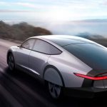 La apuesta por el auto eléctrico solar es cada día menos quimérica