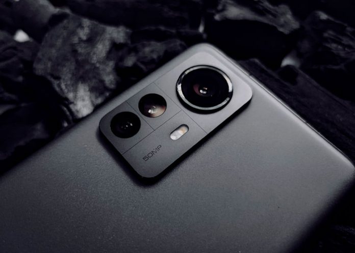 3 La última filtración del Xiaomi 13 sorprenFoto: La última filtración del Xiaomi 13 sorprende, pero para mal.