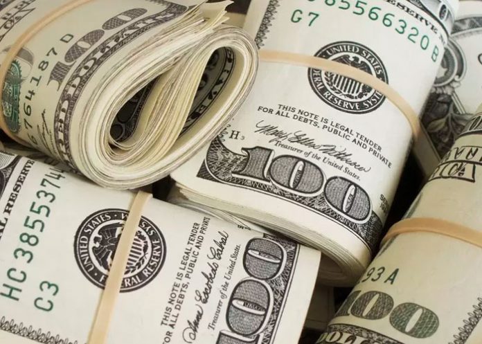 3 Termina a su novia, días después ella se sacó la lotería