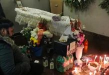 La mujer es reconectada a la respiración y luego murió