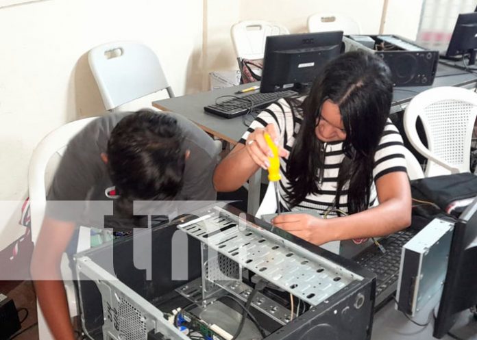 Jóvenes de Matiguás optan por carreras técnicas para el mundo laboral