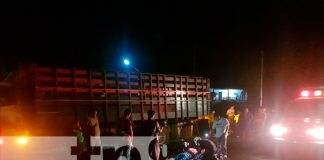 Fallece motorizado en Granada, tras chocar con un camión