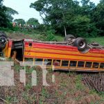 Bus repleto de jugadores termina en un abismo en Quilalí-Nueva Segovia
