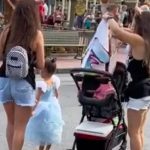 «Bien viva» Esconde a su niña en un coche para no pagar entrada a Disney Las entradas a Disney oscilan entre 109 y 159 dólares