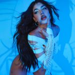 Con un sexy y atrevido vestuario Kenia Os estrena música Los encantos de Kenia son protagonistas de estas fotos