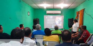 Agremiados a FENICOOTAXI reciben capacitación en Relaciones Humanas