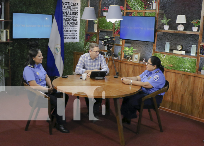 ESTUDIO 1 Policía Nacional fortalece liderazgo femenino con 6 ascensos a Comisionadas Generales