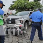 09 de Septiembre: Informate de las noticias más relevantes de Nicaragua Motociclista resulta con golpes en su cuerpo tras sufrir accidente en los semáforos de la "Racachaca"