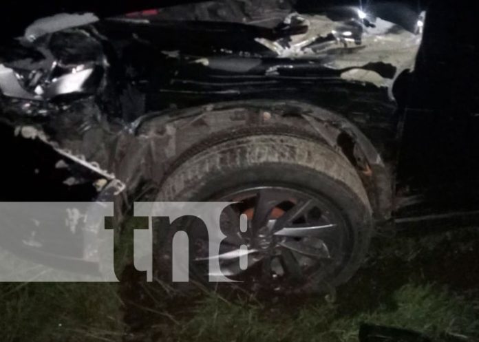 Dos jóvenes lesionados en accidente de tránsito en Chontales