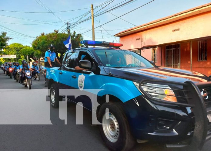 aaa Diana en saludo al 43 aniversario de la Policía Nacional y saludo a la Patria Ocotal