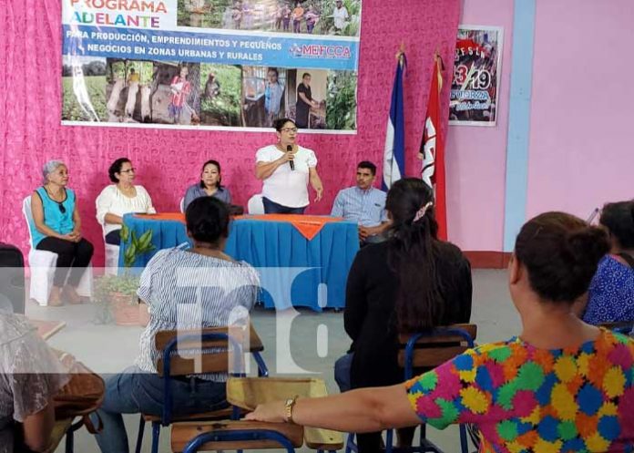 Entrega de créditos para productores de Nueva Segovia