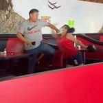 Video: Va a cenar con su esposa y la ‘amante’ lo encuentra y lo cachetea Amante intenta en muchas ocasiones agredir a la esposa