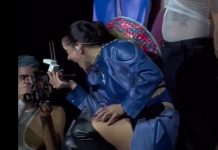 «No estoy preparada» Sorprenden a Rosalía con un anillo de compromiso Rosalía recibe anillo de compromiso durante concierto