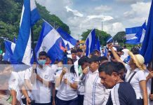 Más de 200 estudiantes del Distrito VI de Managua recibieron la Antorcha de la Libertad Antorcha de la Libertad llega con estudiantes de Managua